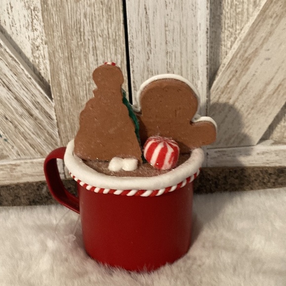 Gingerbread Man In Mug Decor - Picture 2 of 6